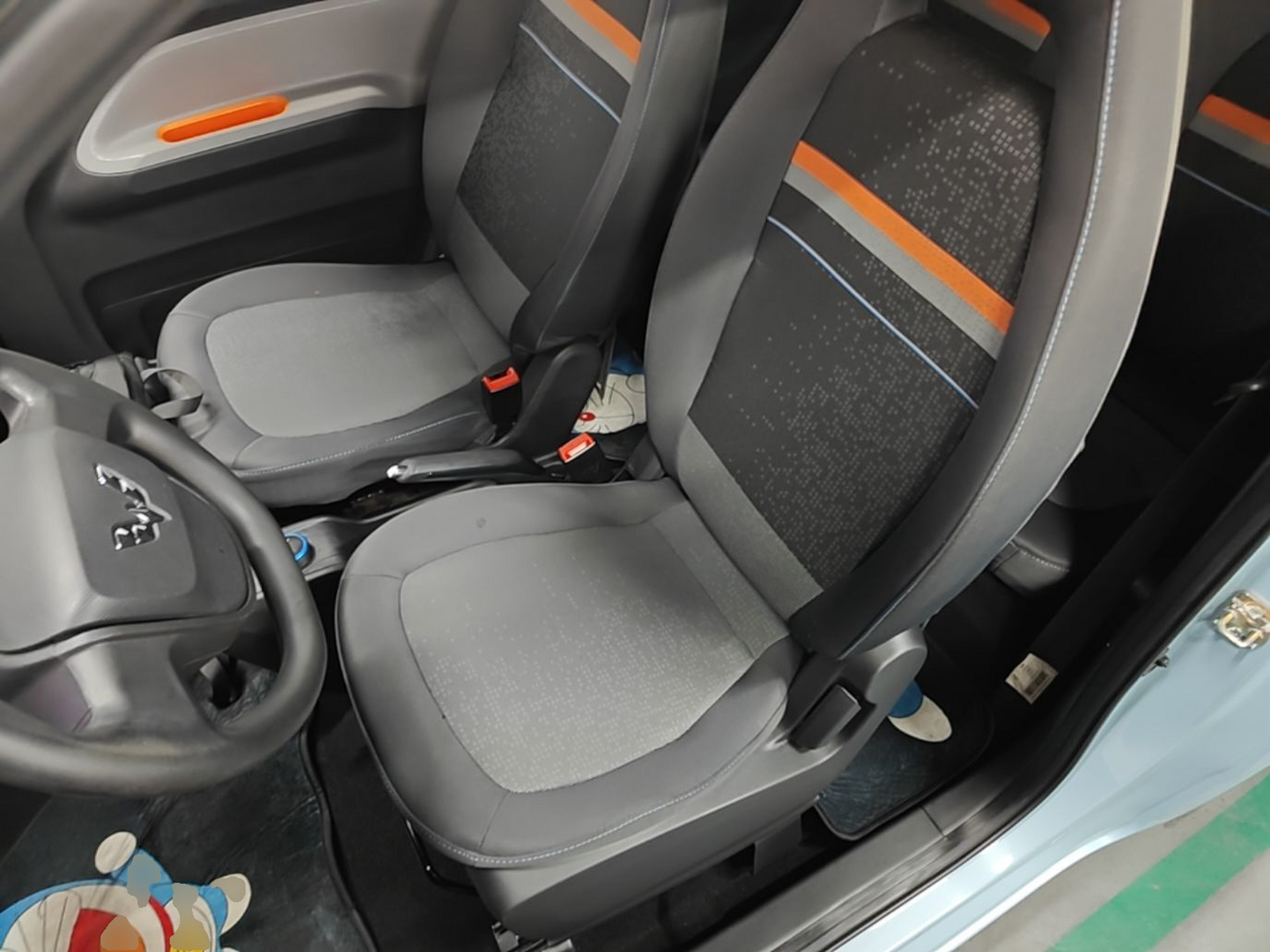 Interior delantero
