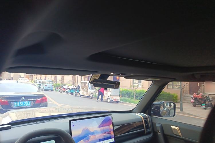 Used iCAR 03T 2024 520km Two-Wheel Drive Long-Range Version Headliner