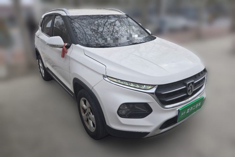 Used Baojun 510 2017 1.5L Manual Fashion Model
