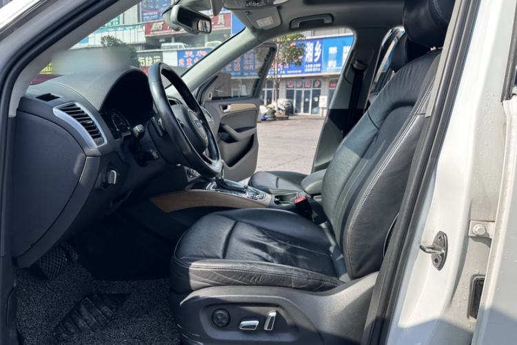 Used Audi Q5 2015 40 TFSI Luxury Model