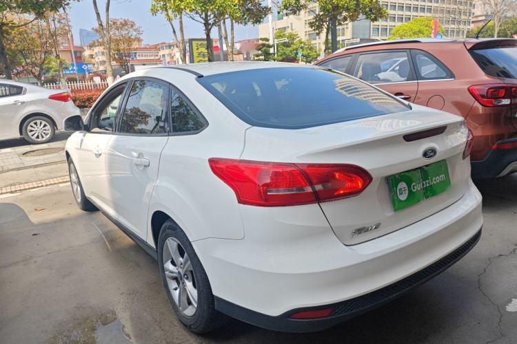 Used Ford Focus 2018 Sedan Classic 1.6L Manual Comfort Plus SmartDrive Edition Exterior 2