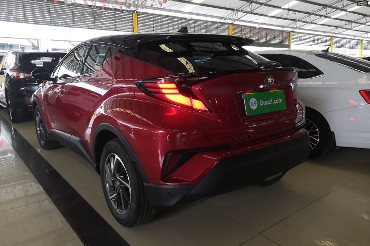 Used Toyota C-HR 2021 2.0L Luxury Edition Exterior 2