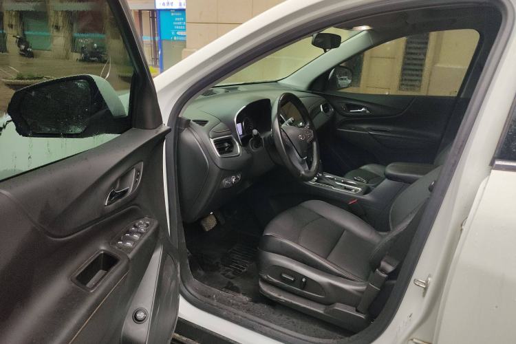 Used Chevrolet Equinox 2019 535T Automatic YuJie Edition China VI Driver Seat