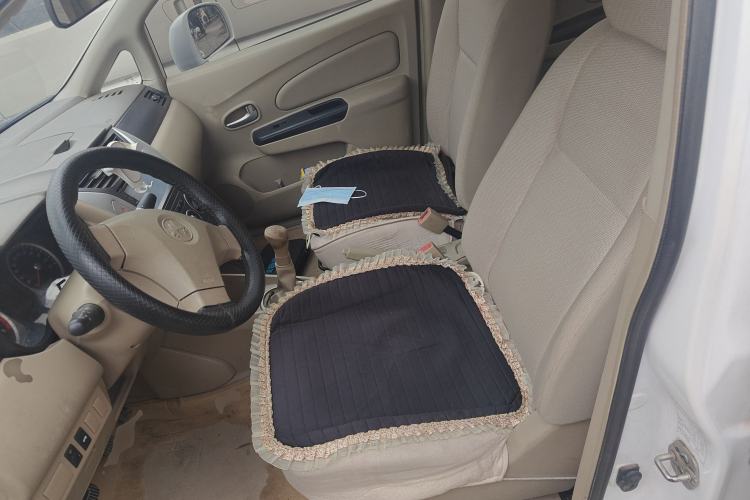 Used Venucia D50 2012 1.6L Manual Comfort Edition