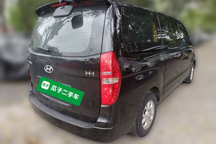 Used Hyundai H-1 Starex 2011 2.4L Luxury Edition Rear Right 45 Deg