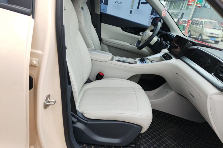 Used Geely Galaxy Geome 2025 410 km Free Version