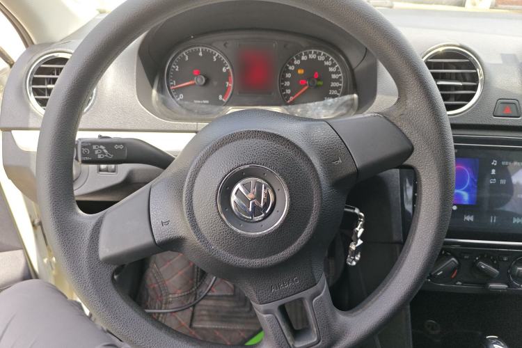 Used Volkswagen Jetta 2015 1.6L Automatic Comfort Model Steering Wheel