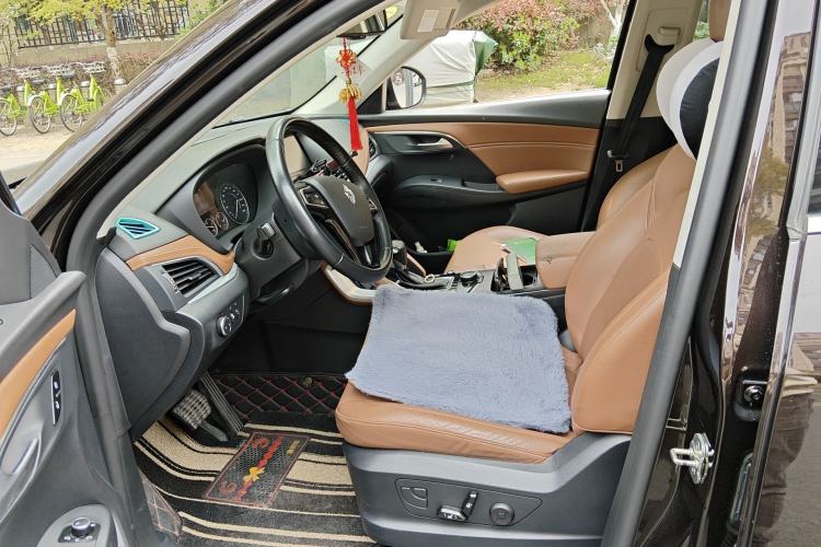 Used BORGWARD BX7 2016 28T Two-Wheel Drive Luxury Version 5 Seats
