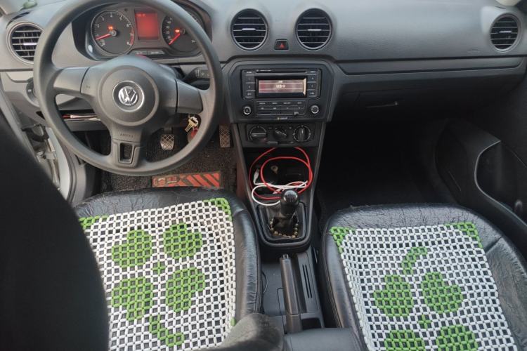 Used Volkswagen Jetta 2015 Value Edition 1.6L Manual Fashionable Style
