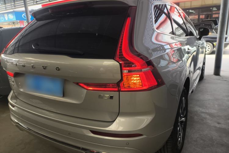 Used Volvo XC60 2023 B5 4x4 Smart Luxury Edition Rear Right 45 Deg