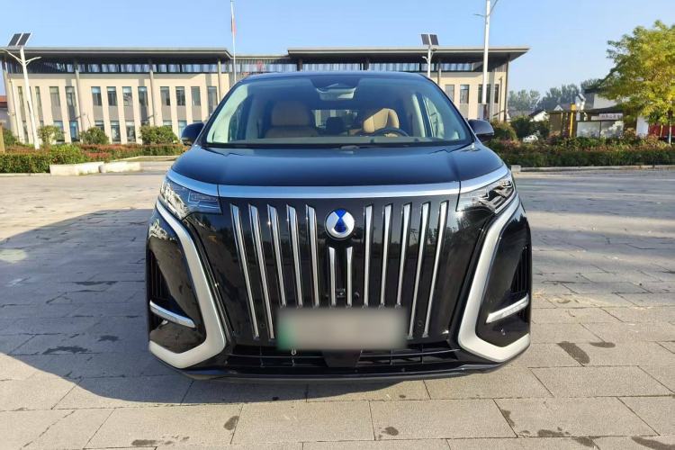 Used Denza D9 2022 EV 600 Four-Wheel Drive Prestige Model