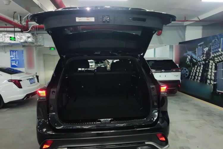 Used Toyota Crown Kluger 2022 2.5L HEV Four-Wheel Drive Premium Edition Trunk