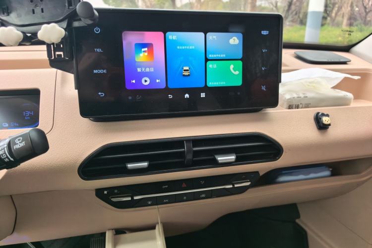 Used Geely Galaxy Panda 2023 Panda Mini 200km Endurance Bear
