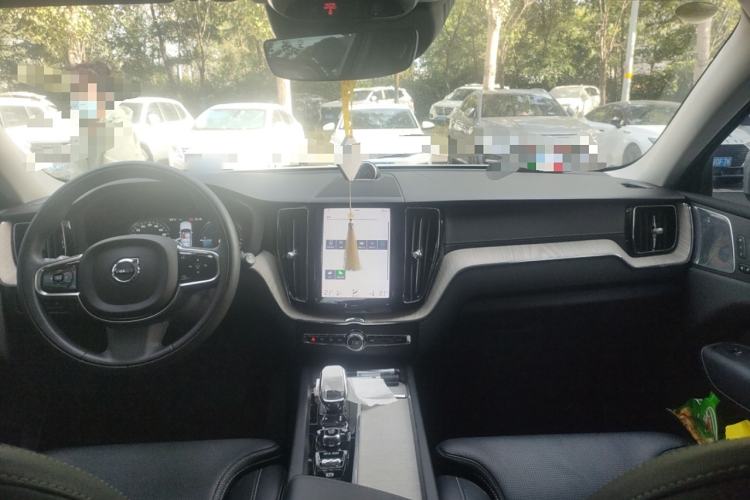 Used Volvo XC60 New Energy 2020 T8 eDrive Hybrid Luxury Edition
