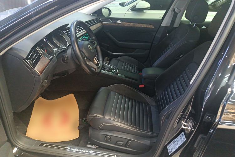 Used Volkswagen Magotan 2020 330TSI DSG Leading Model Left Front Seat