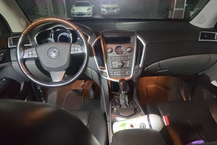 Used Cadillac SRX 2011 3.0L Flagship Edition