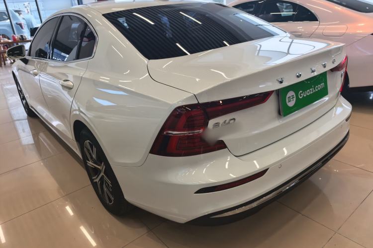 Used Volvo S60 2024 B4 Zhiyi Luxury Edition