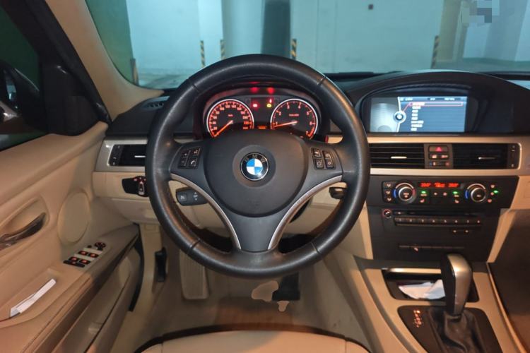 Used BMW 3 Series 2011 320i Luxury Edition