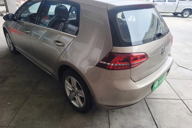 Used Volkswagen Golf 2017 1.6L Automatic Comfort Million-Vehicle Anniversary Edition