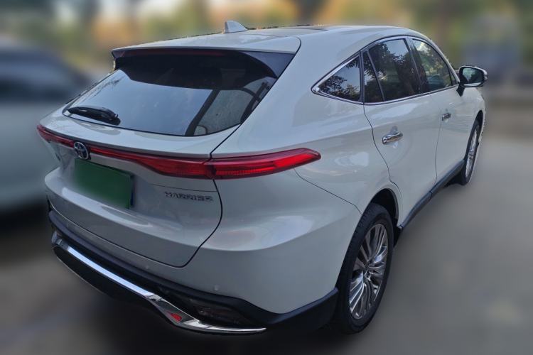 Used Toyota Harrier 2023 2.0L CVT Two-Wheel Drive Deluxe Edition
