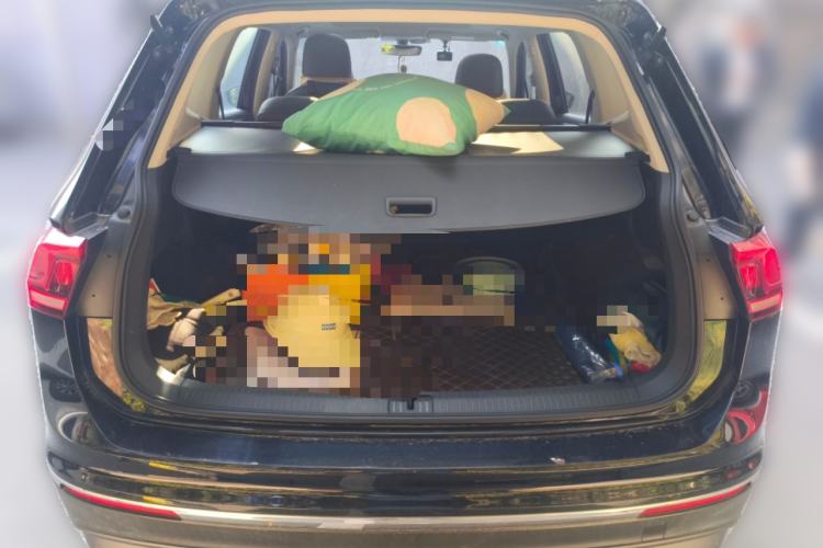 Used Volkswagen Tiguan L 2017 330TSI Automatic Two-Wheel Drive Luxury Edition Trunk