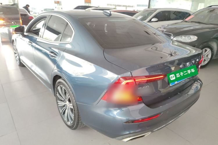Used Volvo S60 2022 B4 Zhiyuan Luxury Edition