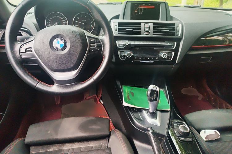 Used BMW 1 Series 2016 120i Sport Design Package
