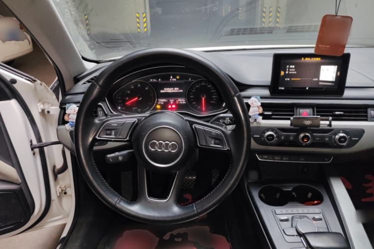 Used Audi A4L 2018 30th Anniversary Edition 40 TFSI Trendy Model