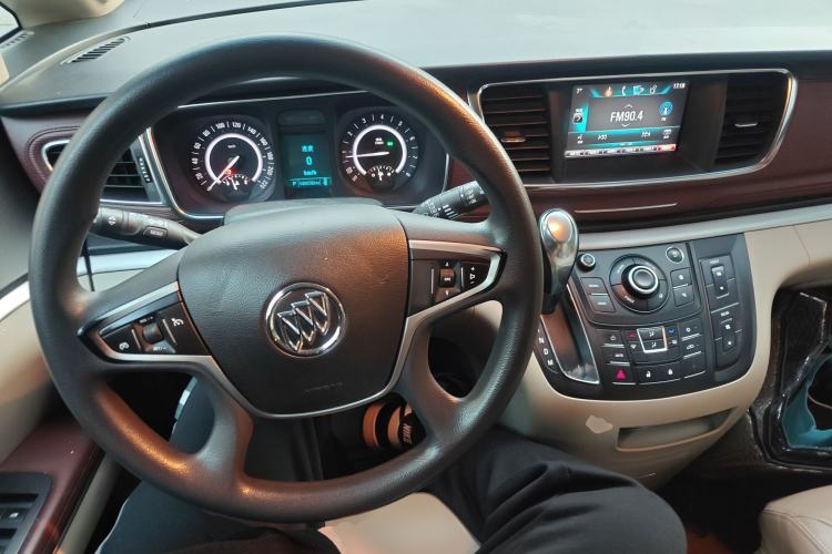 Used Buick GL8 2017 25S Comfort Version China V Standard

