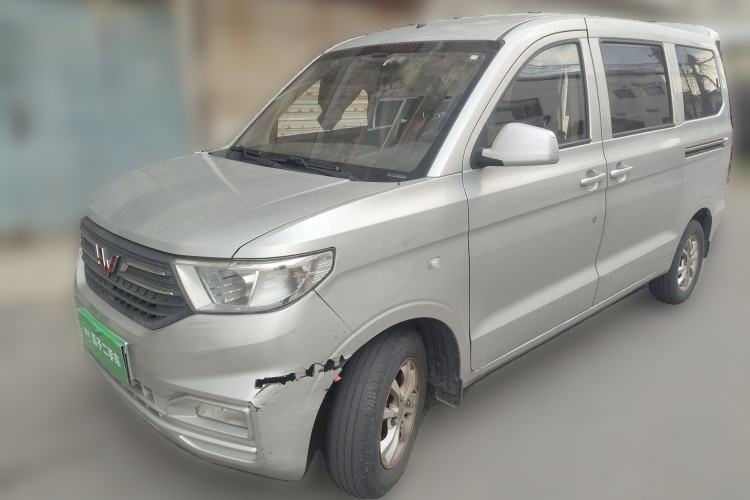 Used Wuling Hongguang V 2019 1.5L Enjoyment Version China VI LAR