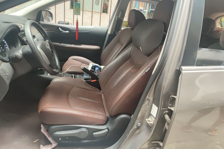 Used Nissan Tiida 2014 1.6L CVT Cool Cafe Edition Left Front Seat