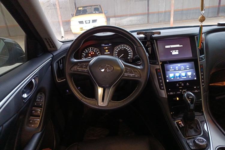 Used Infiniti Q50L 2018 2.0T Enjoyment Version China V Standard
