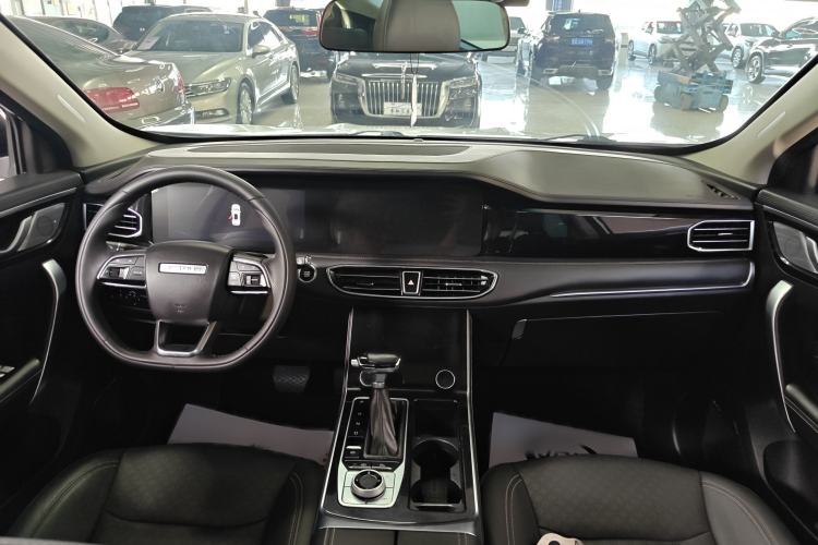 Used JETOUR X90 2020 1.5T DCT Shadow Wisdom Edition 7 Seats Interior 4