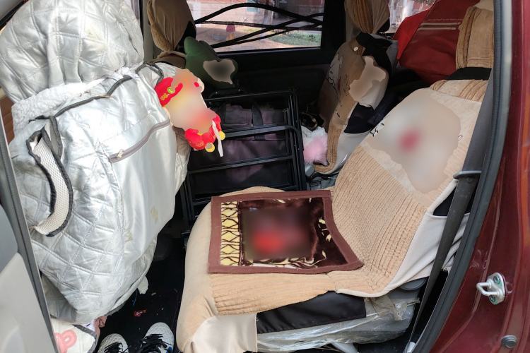 Used BAIC Weiwang M20 2014 1.5L practical type BJ415A Left Rear Seat