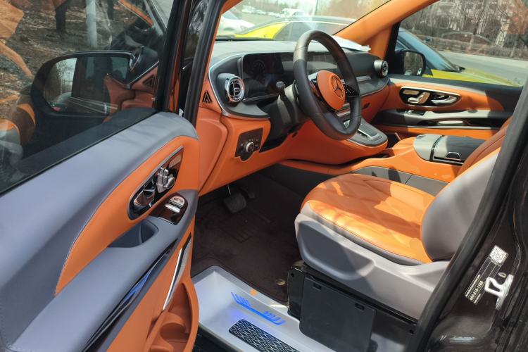 Used Mercedes-Benz Vito 2024 2.0T Business Version 7 Seats
