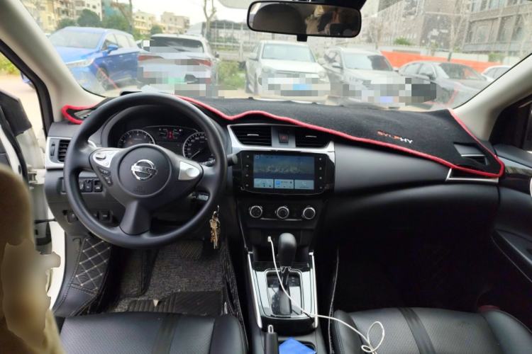 Used Nissan Sylphy 2021 Classic 1.6XL CVT Luxury Edition Center Console