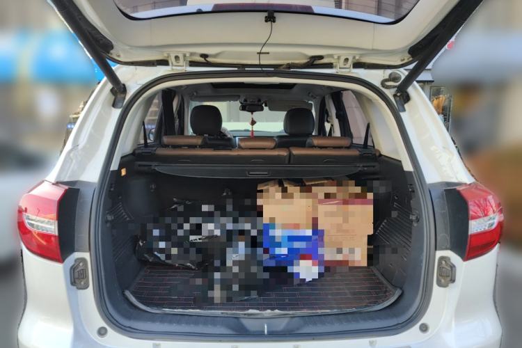 Used Haval H8 2017 2.0T Diesel Two-Wheel Drive Smart Edition