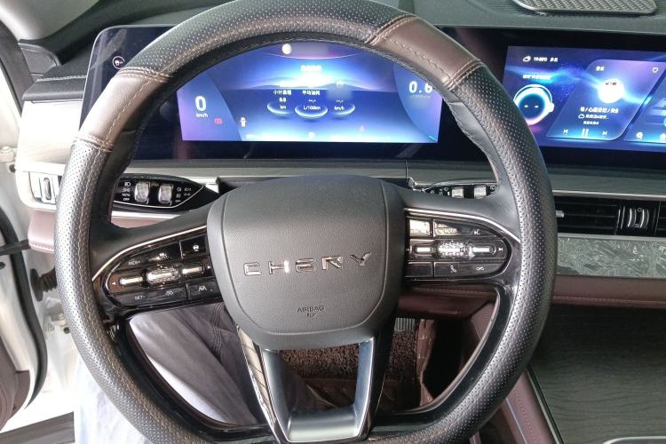 Used Chery Tiggo 8 PRO 2022 290T Two-Wheel Drive Haohan Edition 5 Seats Steering Wheel