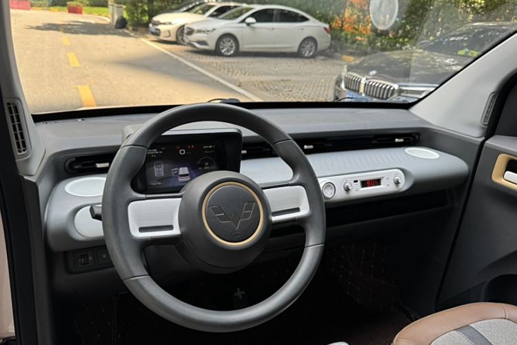 Used Wuling Hongguang MINIEV 2022 GAMEBOY 200km Gaming Edition with Lithium Iron Phosphate