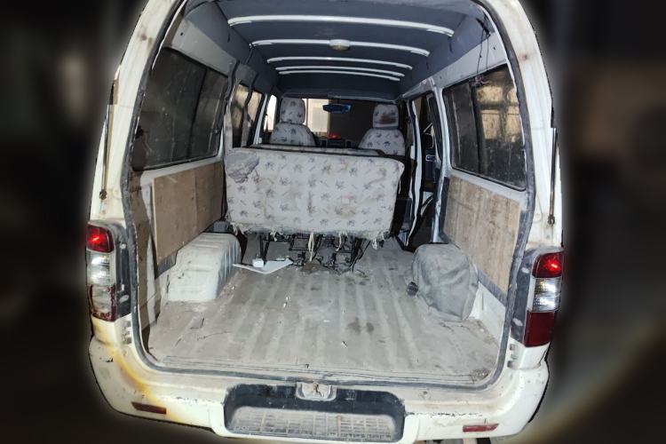 Used King Long Golden Way 2015 2.0L Value-Packed Practical Version 4G21B