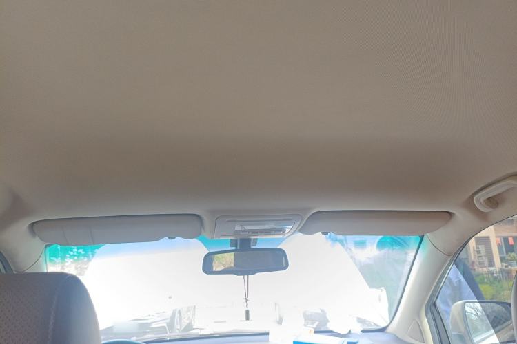 Used BYD S6 2014 2.0L Manual Luxury 7-Seater Headliner