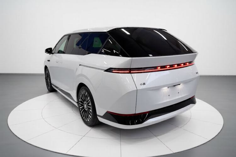 Used XPeng X9 2025 740 Ultra-Long Range Max
