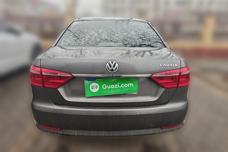 Used Volkswagen Lavida 2013 Revised Classic 1.6L Manual Fashion Edition