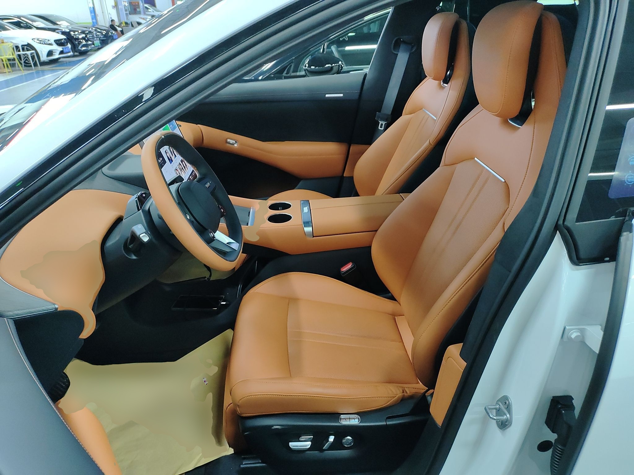 Переднее сиденье в автомобиле