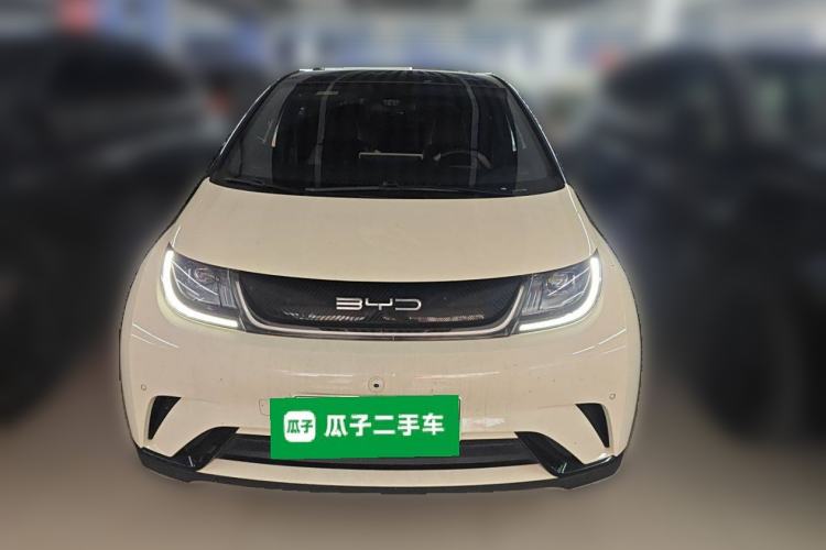 Used BYD Dolphin 2023 420 km Fashion Edition

