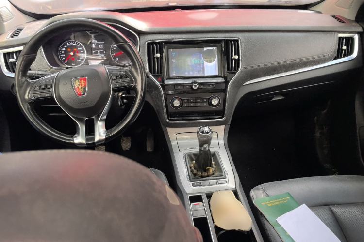 Used Roewe RX5 2016 20T Two-Wheel Drive Manual Flagship Edition