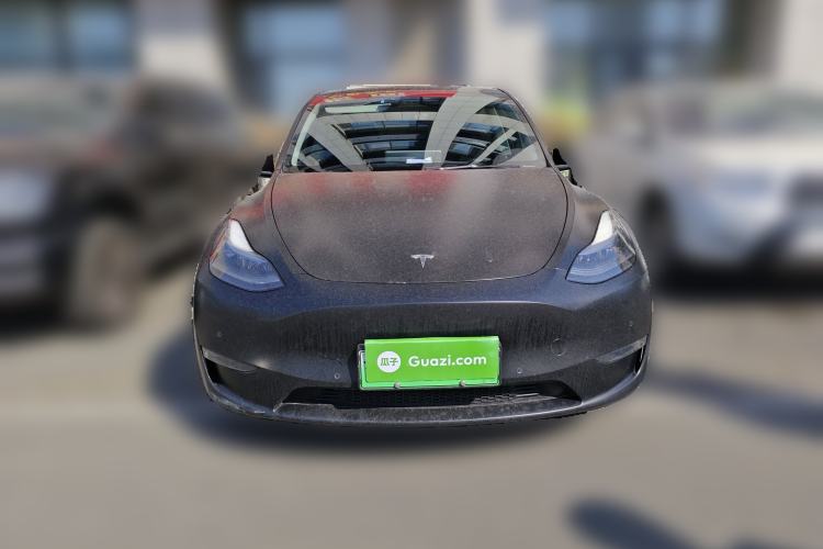 Used Tesla Model Y 2023 Long-Range All-Wheel-Drive Version
