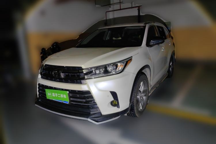 Used Toyota Highlander 2018 2.0T Four-Wheel Drive Luxury Version 7 Seats China VI Standard