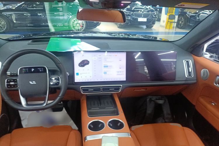 Used Li Auto L6 2024 Max Center Console