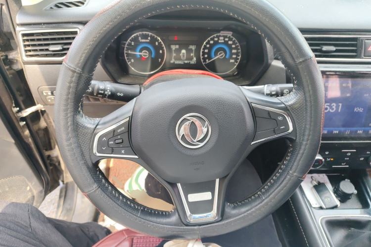 Used Dongfeng Fengon 580 2016 1.5T Manual Luxury Edition